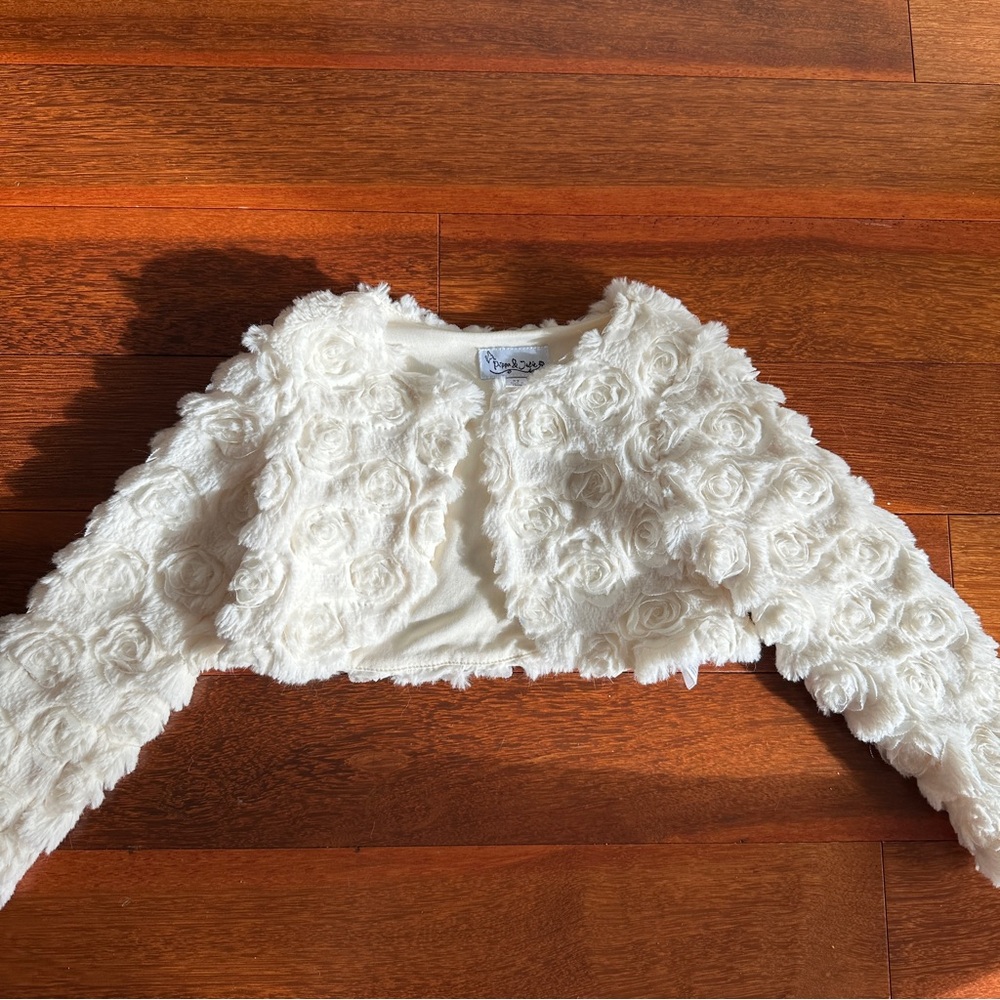 Pippa & Julie Cream Textured Kids Bolero Sz 3T